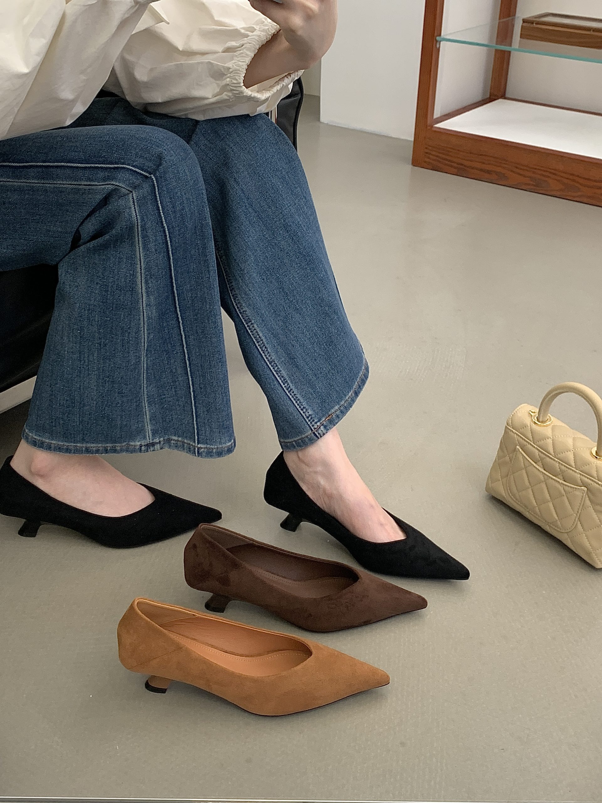 1768364288725_9BKQKL.jpg 2026 New Spring Fashion Chunky Heel Low Heel Pointed Toe Elegant Shallow Mouth Comfortable Professional Work Shoes for Women