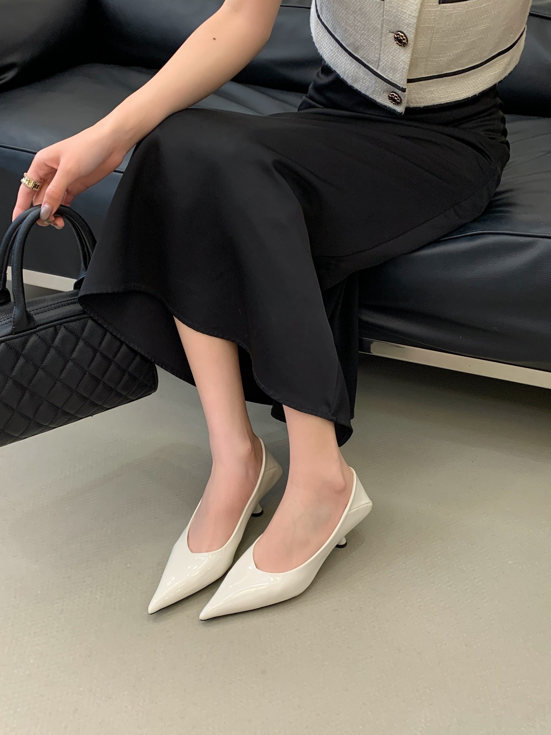 1768623311290_JIsu4L.jpg 2026 New Spring Chic Patent Leather High Heel Pointed Toe French Retro Comfortable Office Commuter Women's Shoes