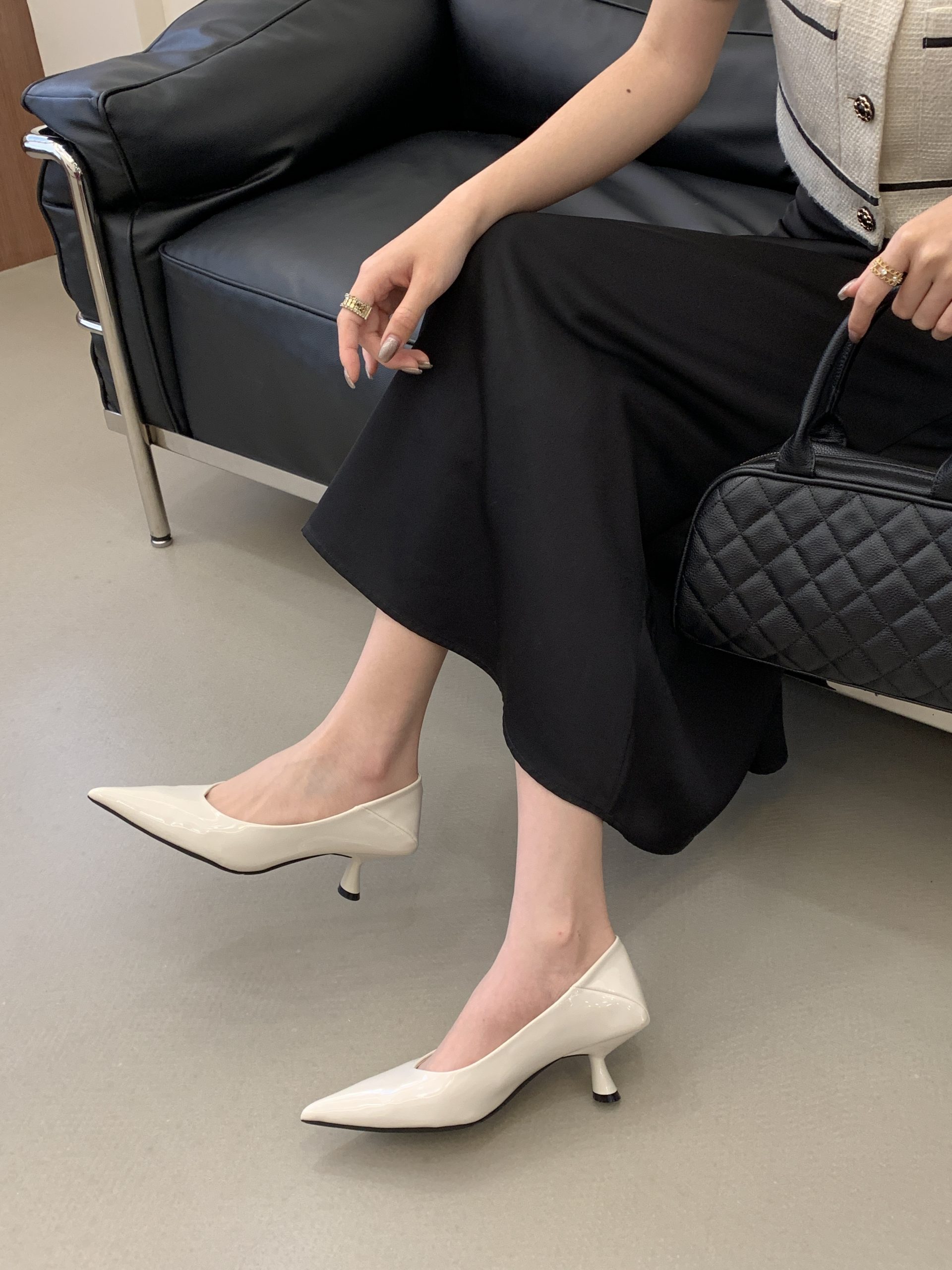 1768623311290_pj0syd.jpg 2026 New Spring Chic Patent Leather High Heel Pointed Toe French Retro Comfortable Office Commuter Women's Shoes