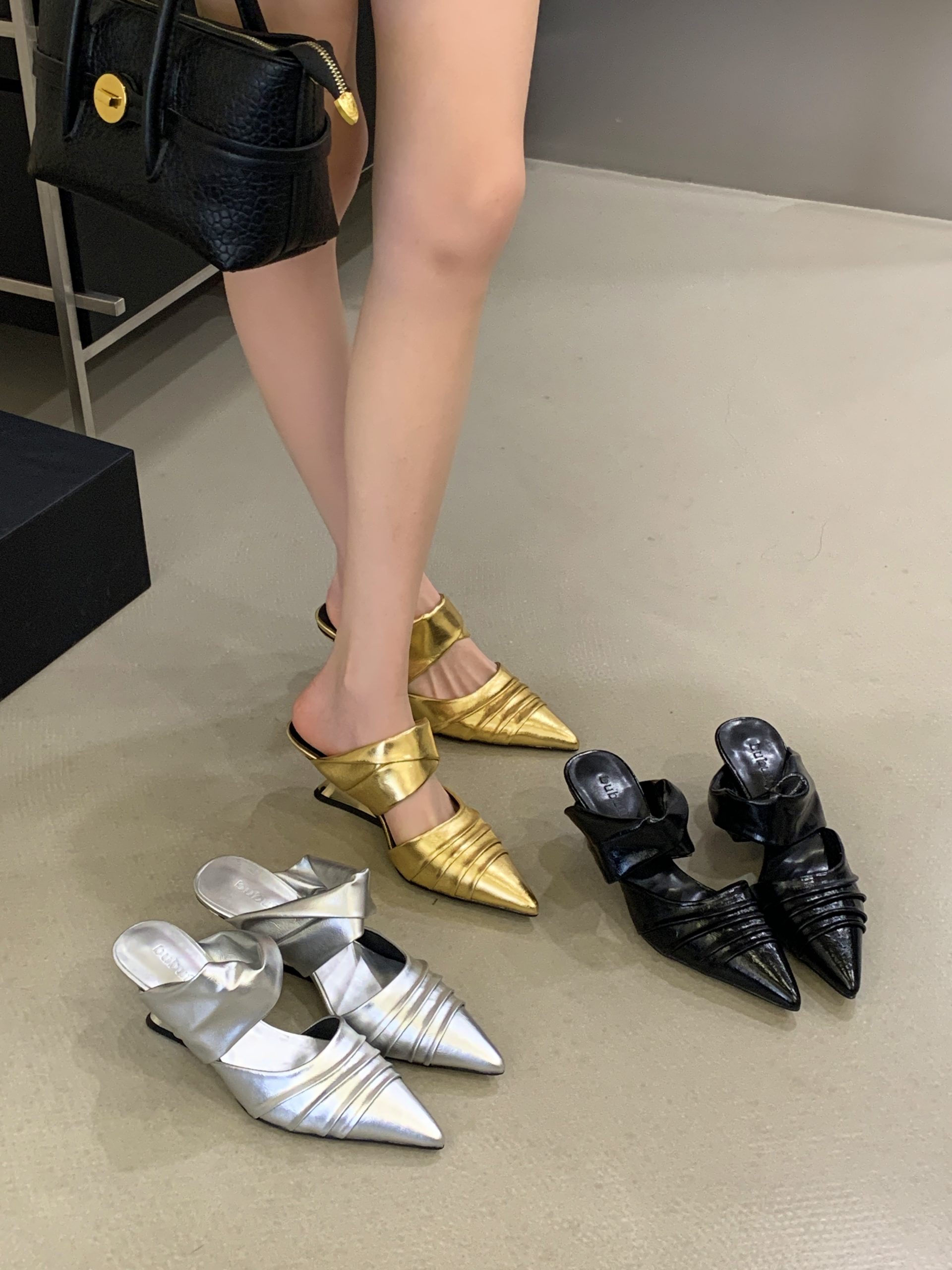 2026 BUBUFLY Women's Pleated Toe-Covered Slide Sandals with Metallic Heel, 7CM Chunky Heel, Slip-On