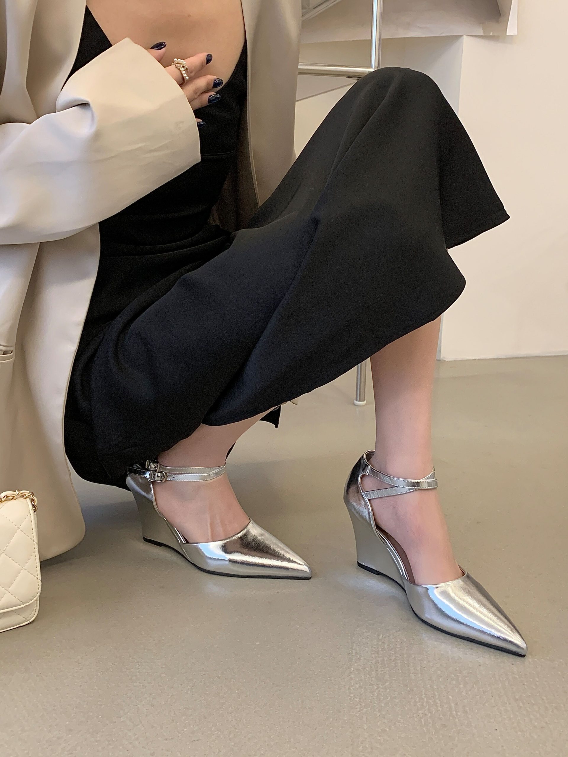 1771904730271_WDlR4Q.jpg BUBUFLY 2026 New Women's Pointed Toe Mary Jane Heels Chunky Heel Closed Toe Wedge Sandals